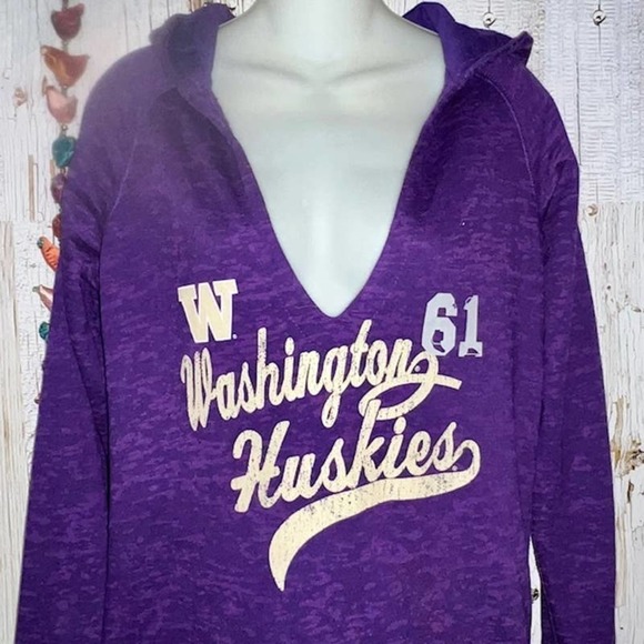 WASHINGTON HUSKIES BLUE 84 BRAND PURPLE LIGHTWEIGHT HOODIE SIZE LARGE - Picture 2 of 8